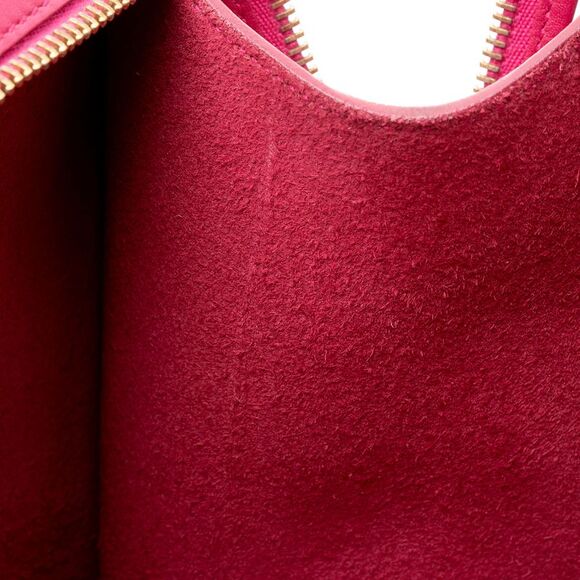 Saint Laurent Calfskin Cabas Chyc Medium Tote - Picture 14 of 16